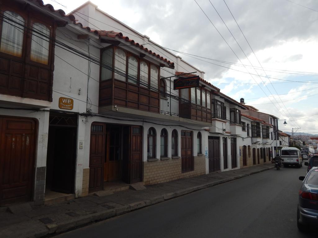 Casa De Huespedes Isabella Hotel Sucre Exterior photo